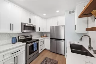 Photo #4: OC24146564 Listing 