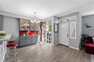 Photo #6: OC24147124 Listing 