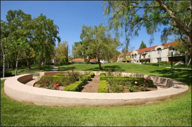 MLS: OC24147154 Condo For Sale