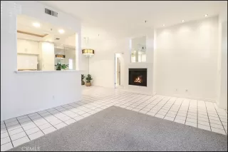 Photo #2: OC24147154 Listing