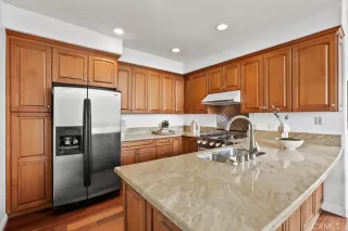 Photo #5: OC24147187 Listing 