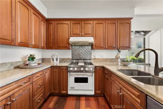 Photo #6: OC24147187 Listing 