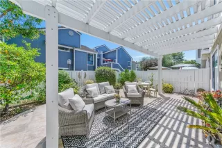 Photo #5: OC24147322 Listing