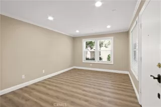 Photo #6: OC24147328 Listing