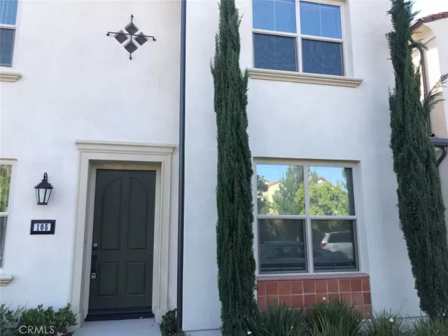 MLS: OC24147476 Condo For Sale