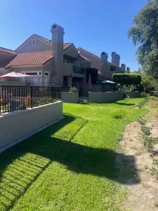 Photo #3: OC24147510 Listing