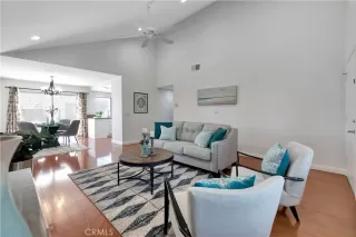 Photo #2: OC24147668 Listing 