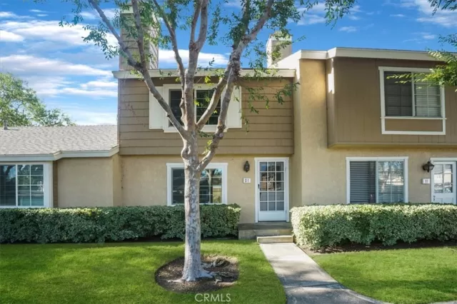 MLS: OC24147763 Condo For Sale