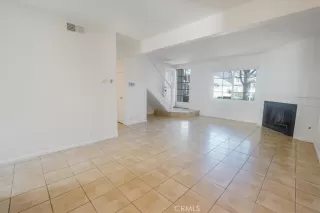 Photo #3: OC24147763 Listing