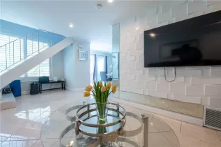 Photo #1: OC24147783 Listing