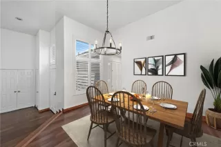 Photo #3: OC24147923 Listing 