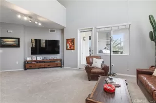 Photo #4: OC24148938 Listing 