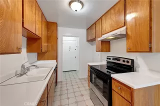 Photo #5: OC24149043 Listing