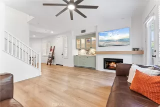 Photo #6: OC24149430 Listing 