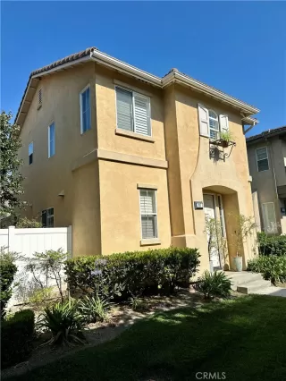 Photo #2: OC24149682 Listing 