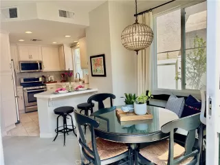 Photo #4: OC24149682 Listing 