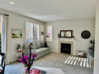 Photo #6: OC24149682 Listing 