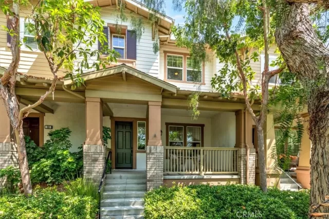 MLS: OC24150073 Condo For Sale