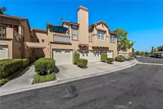 Photo #2: OC24150290 Listing