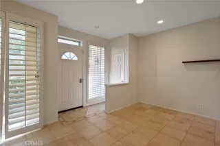 Photo #4: OC24151038 Listing