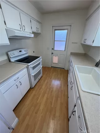 Photo #6: OC24151909 Listing 