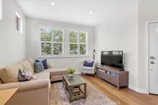 Photo #4: OC24151925 Listing 