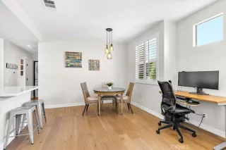 Photo #5: OC24151925 Listing 