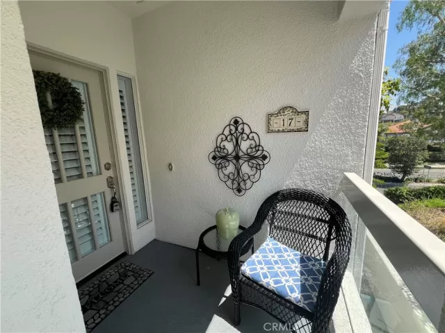 MLS: OC24151928 Condo For Sale