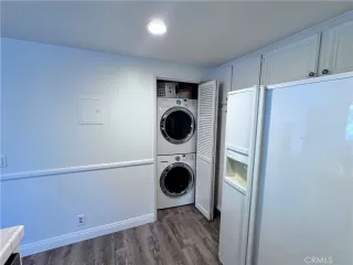 Photo #4: OC24152042 Listing