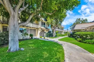 Photo #3: OC24152260 Listing 