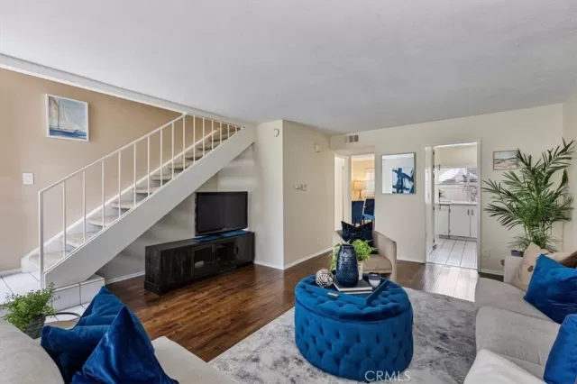 MLS: OC24152947 Condo For Sale