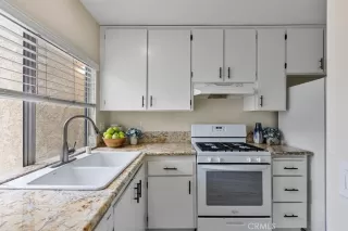 Photo #5: OC24152947 Listing 