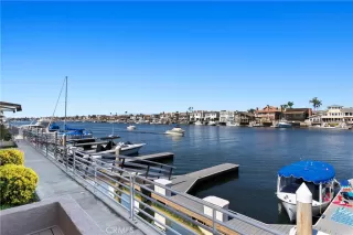 Photo #6: OC24153028 Listing 