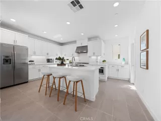 Photo #3: OC24153118 Listing 