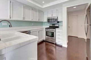 Photo #6: OC24153458 Listing 