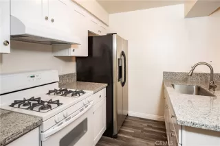 Photo #5: OC24153717 Listing 