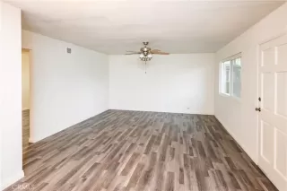 Photo #6: OC24153717 Listing 