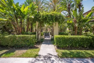 Photo #3: OC24153772 Listing