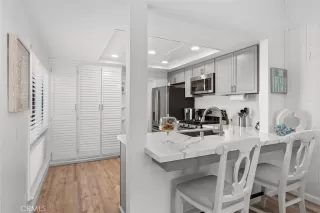 Photo #3: OC24154614 Listing 