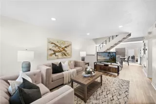 Photo #1: OC24154618 Listing