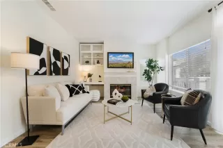 Photo #6: OC24154950 Listing 