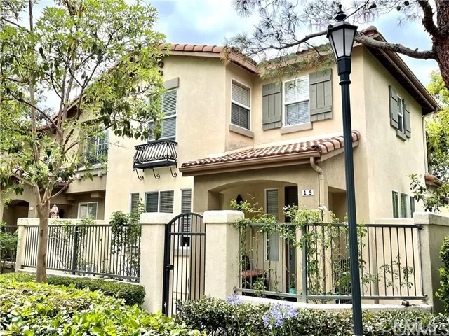 MLS: OC24154965 Condo For Sale