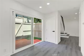 Photo #6: OC24155065 Listing