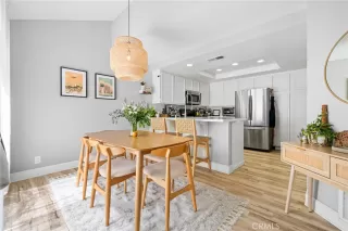 Photo #4: OC24155136 Listing