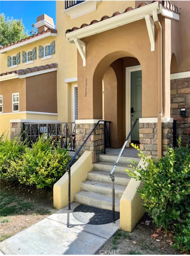 MLS: OC24155212 Condo For Sale