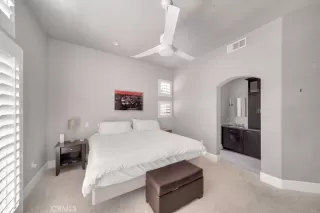 Photo #4: OC24155325 Listing 