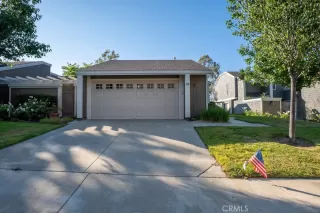 Photo #4: OC24155644 Listing 