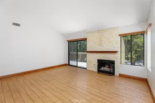 Photo #6: OC24155864 Listing 