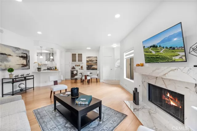 MLS: OC24156150 Condo For Sale