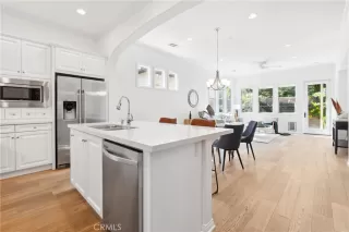 Photo #2: OC24156240 Listing 